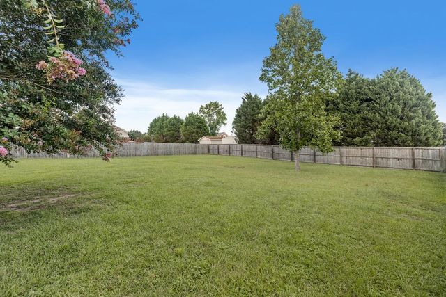 207 Lace Dr., Dothan, AL 36301