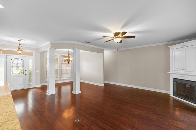 207 Lace Dr., Dothan, AL 36301