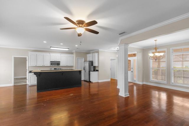 207 Lace Dr., Dothan, AL 36301