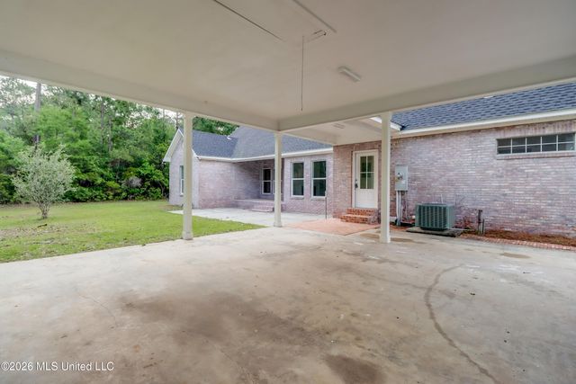 6716 Country Pines Lane, Vancleave, MS 39565