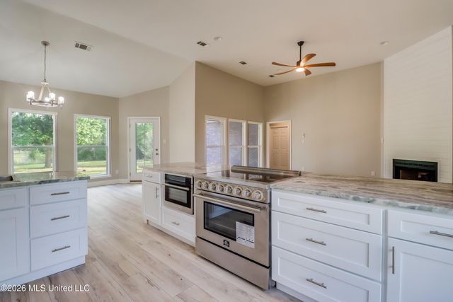 6716 Country Pines Lane, Vancleave, MS 39565