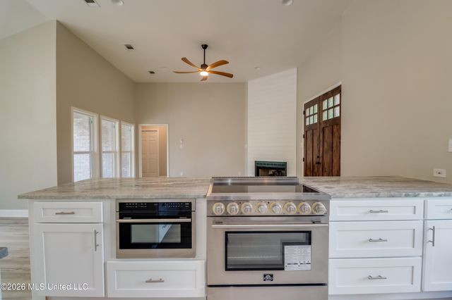 6716 Country Pines Lane, Vancleave, MS 39565