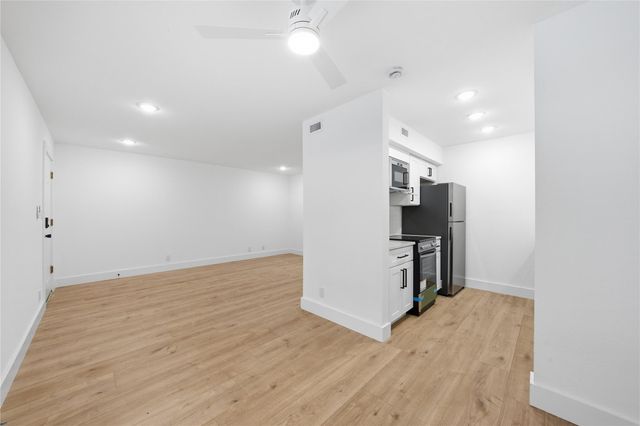 500 E Riverside DR 133, Austin, TX 78704