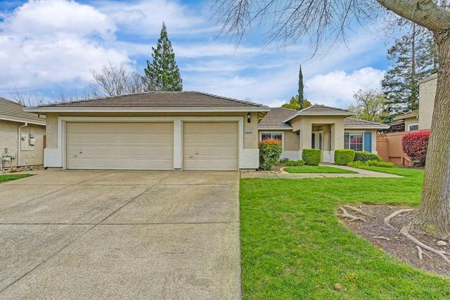 2119 Gold Haven Ct, Gold River, CA 95670
