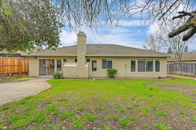 2119 Gold Haven Ct, Gold River, CA 95670