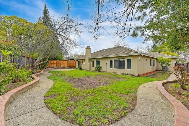 2119 Gold Haven Ct, Gold River, CA 95670