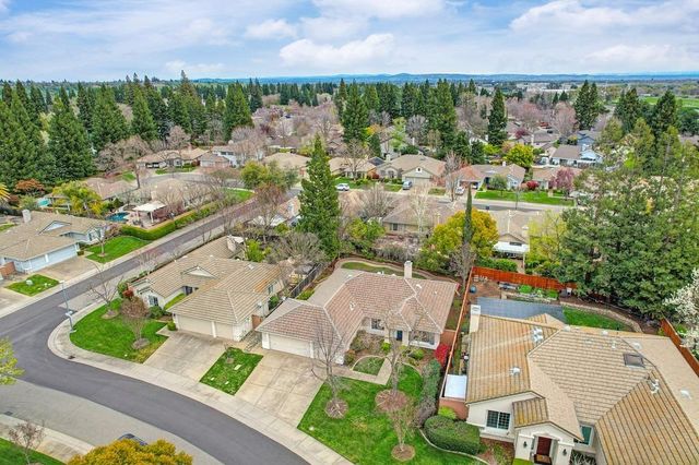 2119 Gold Haven Ct, Gold River, CA 95670