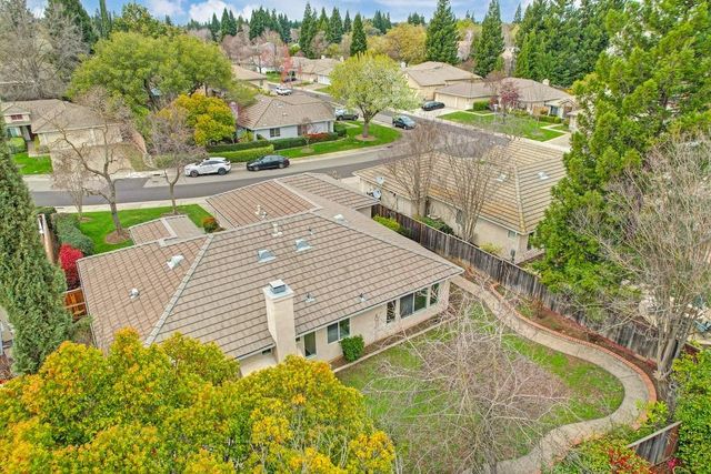 2119 Gold Haven Ct, Gold River, CA 95670