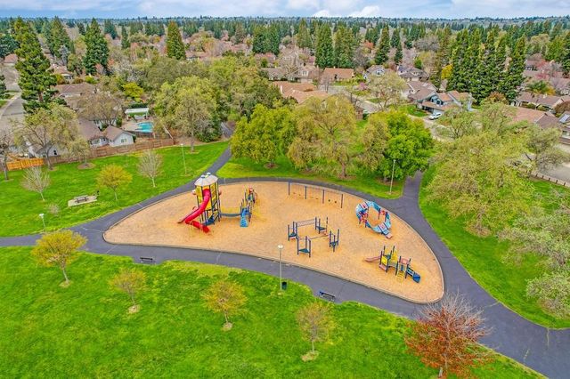 2119 Gold Haven Ct, Gold River, CA 95670