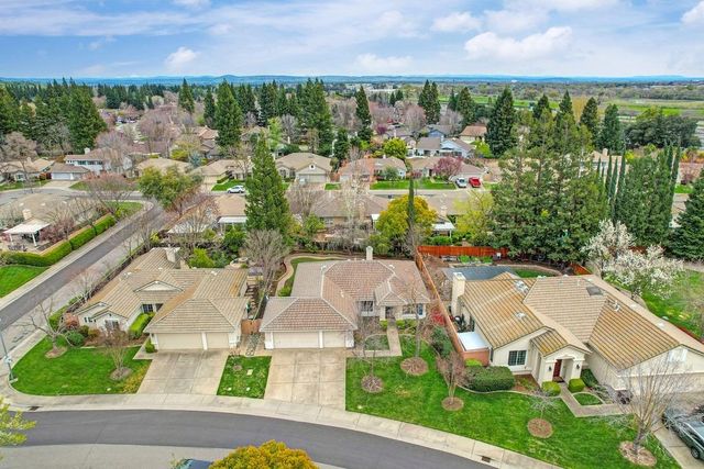 2119 Gold Haven Ct, Gold River, CA 95670