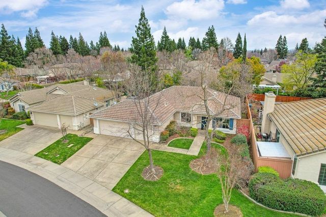 2119 Gold Haven Ct, Gold River, CA 95670