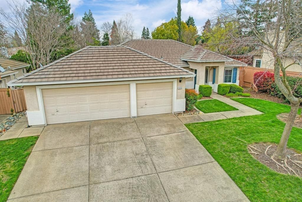 2119 Gold Haven Ct, Gold River, CA 95670