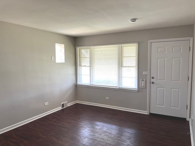 524 Eastern Avenue, Bellwood, IL 60104