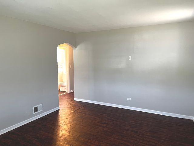 524 Eastern Avenue, Bellwood, IL 60104