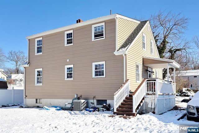 15 Onyx Terrace, North Haledon, NJ 07508