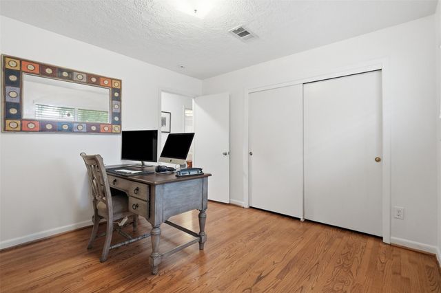 7707 Cayton Street, Houston, TX 77061