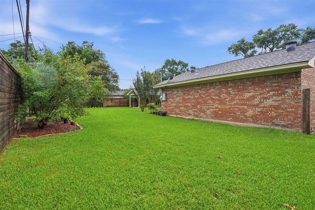 7707 Cayton Street, Houston, TX 77061