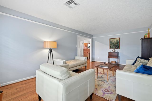 7707 Cayton Street, Houston, TX 77061
