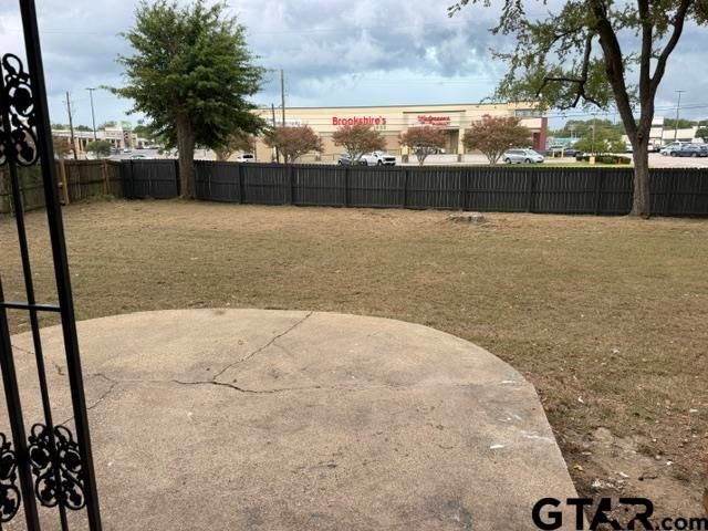 5101 Atlanta Ave, Tyler, TX 75703
