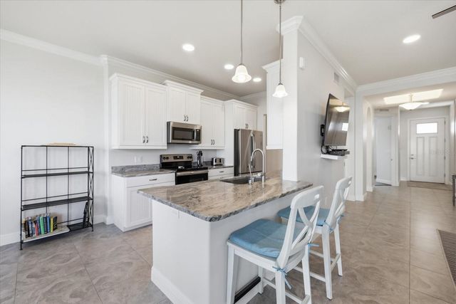 830 THE ESPLANADE N 304, Venice, FL 34285