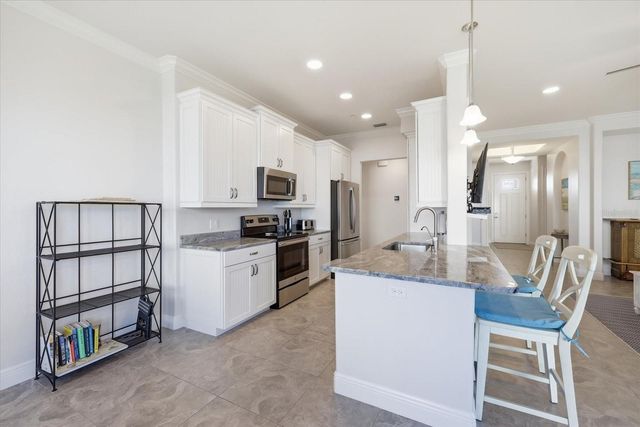 830 THE ESPLANADE N 304, Venice, FL 34285
