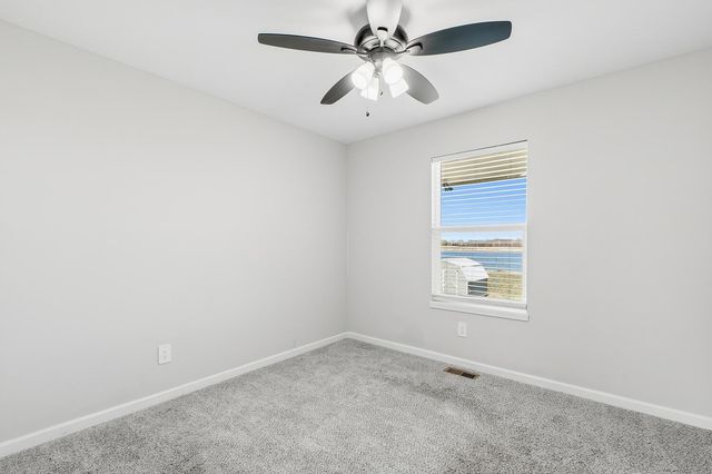 832 E Sunset St, Goddard, KS 67052