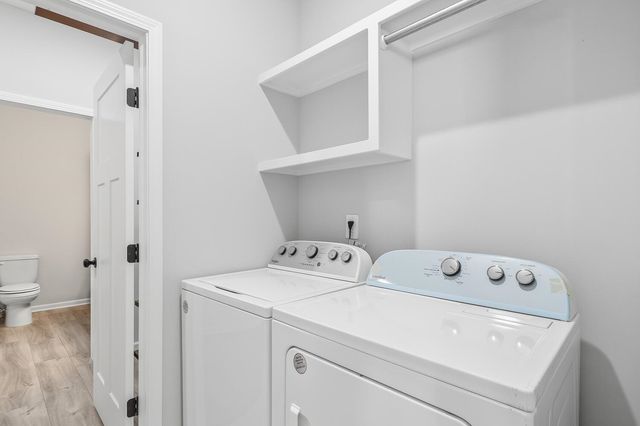 832 E Sunset St, Goddard, KS 67052