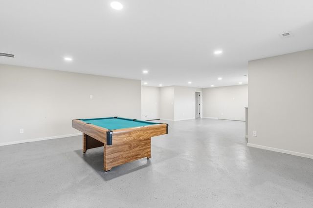 832 E Sunset St, Goddard, KS 67052