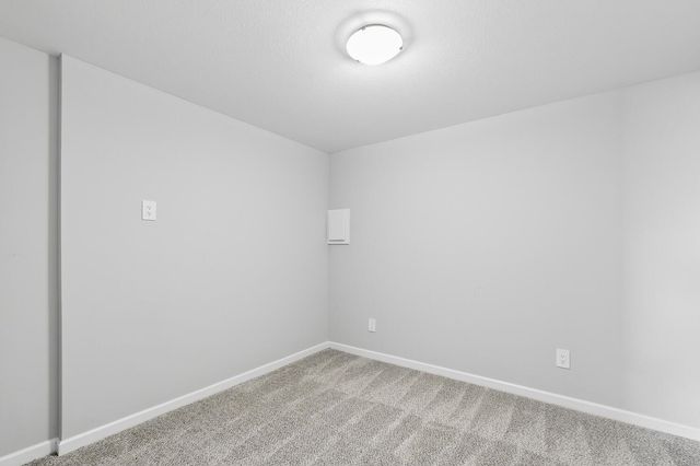 832 E Sunset St, Goddard, KS 67052