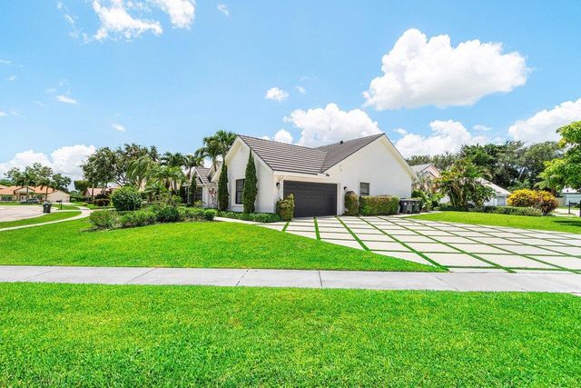 2470 Sandstone Court, Wellington, FL 33414