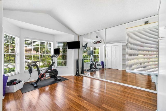 2470 Sandstone Court, Wellington, FL 33414