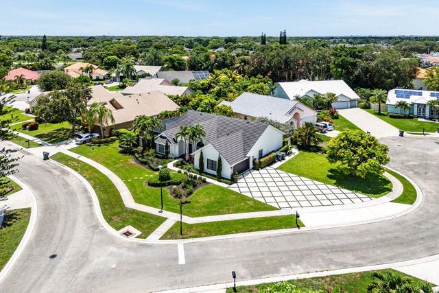 2470 Sandstone Court, Wellington, FL 33414