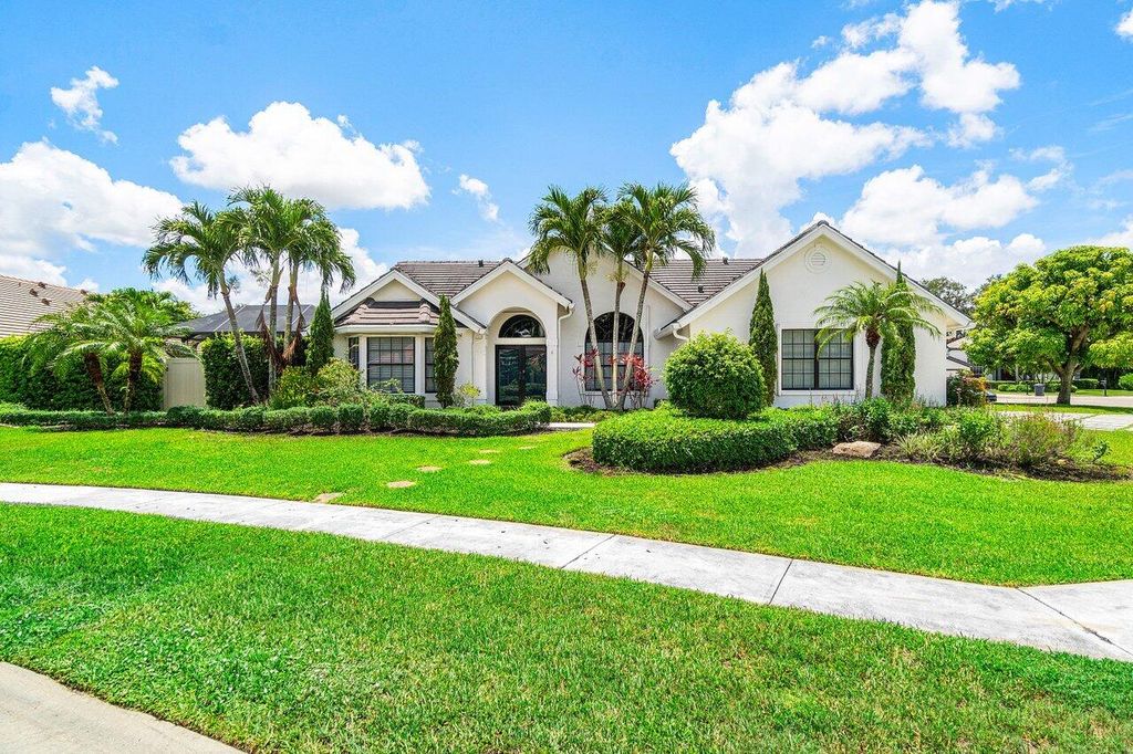 2470 Sandstone Court, Wellington, FL 33414