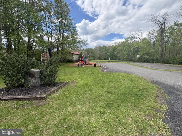 3541 MOUNT RD, Aston, PA 19014