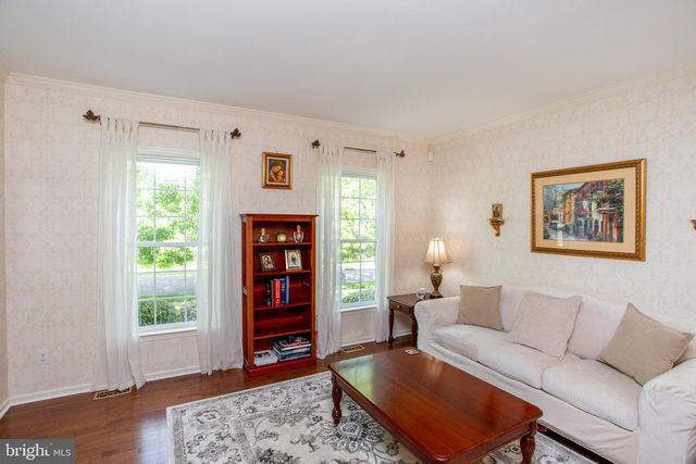 6 LEAPSON LN, Doylestown, PA 18901