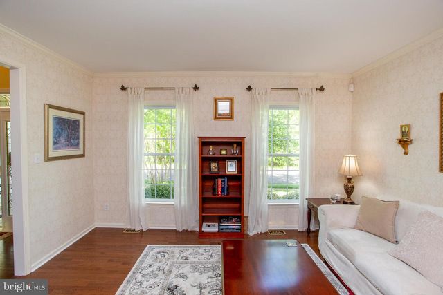 6 LEAPSON LN, Doylestown, PA 18901