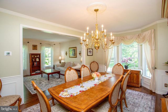 6 LEAPSON LN, Doylestown, PA 18901