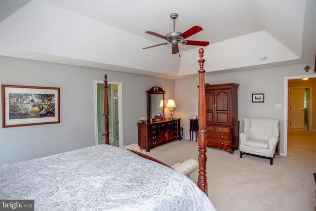 6 LEAPSON LN, Doylestown, PA 18901