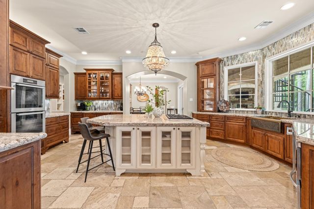 15 Sterling Dale Place, The Woodlands, TX 77382