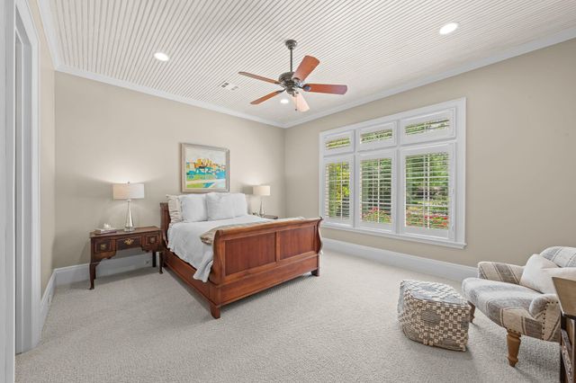 15 Sterling Dale Place, The Woodlands, TX 77382