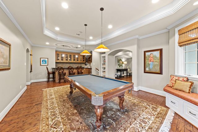 15 Sterling Dale Place, The Woodlands, TX 77382