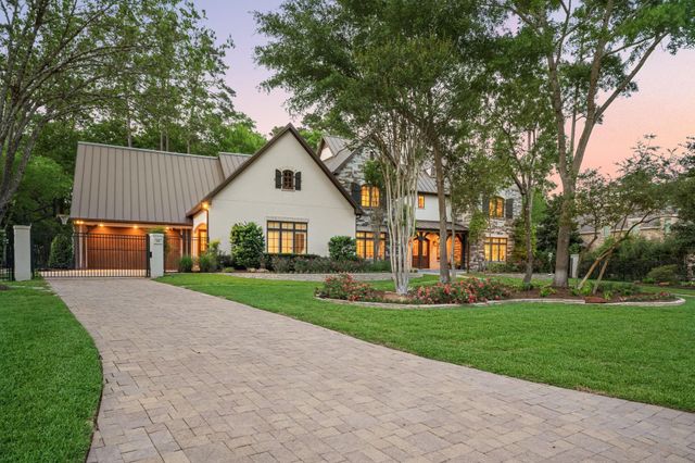 15 Sterling Dale Place, The Woodlands, TX 77382