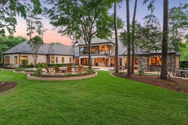 15 Sterling Dale Place, The Woodlands, TX 77382
