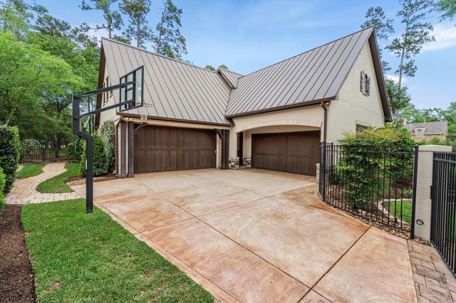 15 Sterling Dale Place, The Woodlands, TX 77382