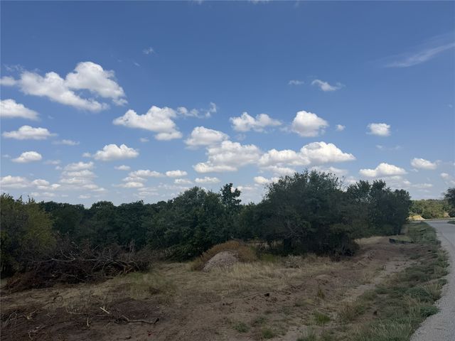 2009 Hoopers Court, Weatherford, TX 76085