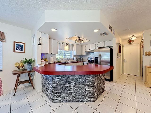 7810 VIENNA LANE, Port Richey, FL 34668