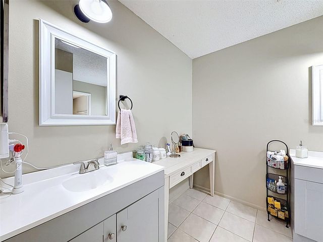 7810 VIENNA LANE, Port Richey, FL 34668