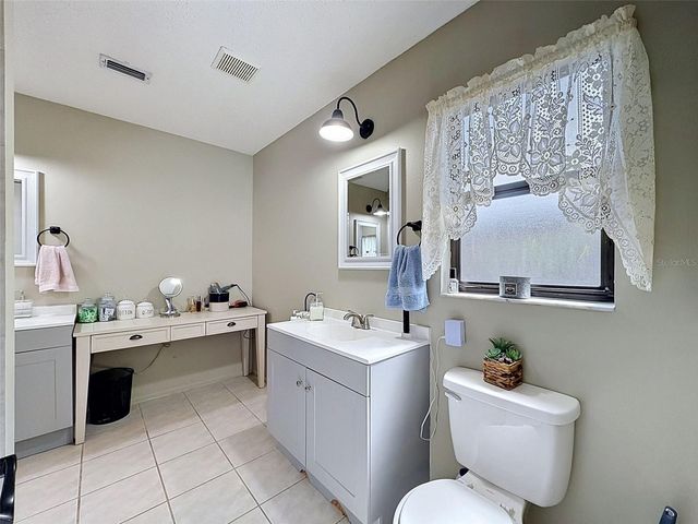 7810 VIENNA LANE, Port Richey, FL 34668