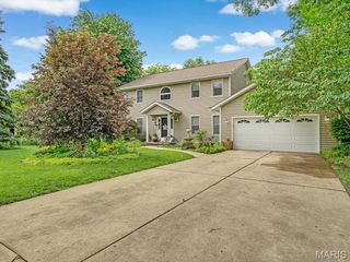 60 Santa Anita Drive, Maryville, IL 62062