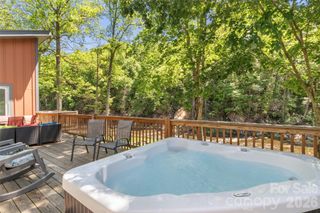 8061 State Hwy 80 S None, Burnsville, NC 28714